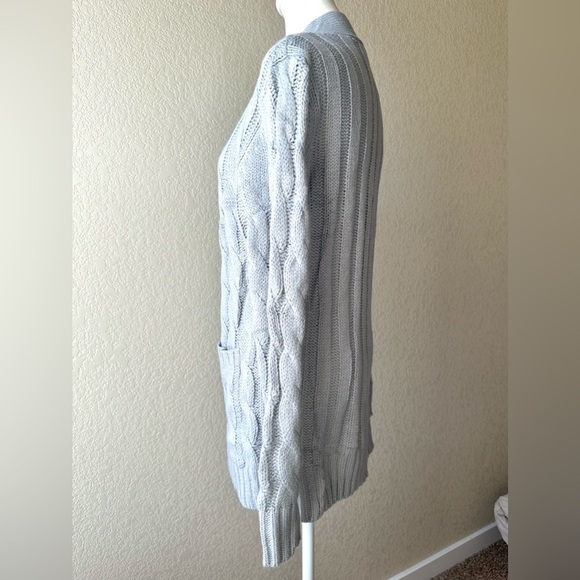 NWT PrettyGarden Gray Chunky Cable Knit Button-Front Cardigan – Size Small - Picture 5 of 5